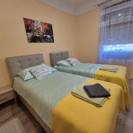 公寓 Szahara Vendeghaz