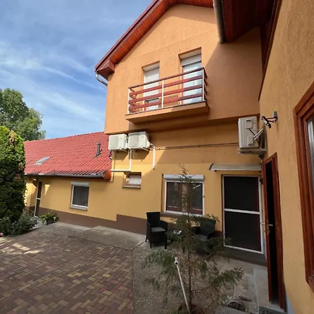 公寓 Szahara Vendeghaz