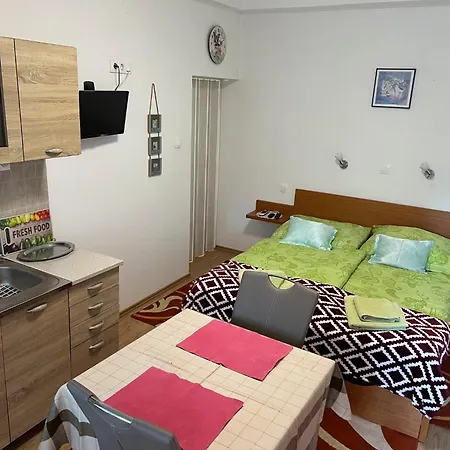 Apartment Szahara Vendeghaz Kerekegyhaza