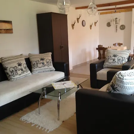 公寓 Szahara Vendeghaz